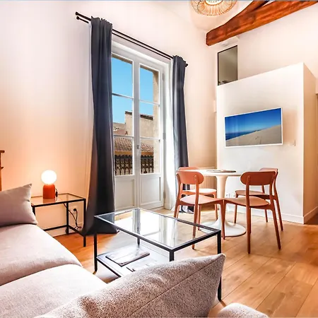 Magnifiques - Face A La Gare Apartment *