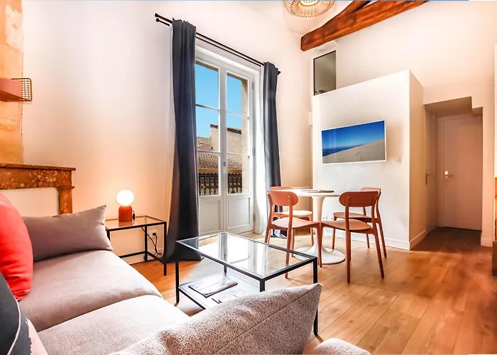 Magnifiques - Face A La Gare Apartment *